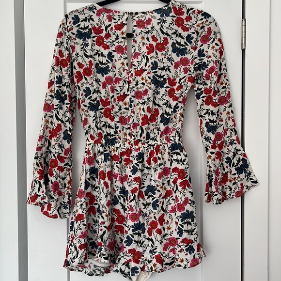 America Eagle Outfitters Floral Romper Size XS - Picture 12 of 14